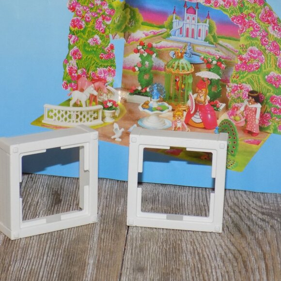PLASTIC WHITE BOX 2 Playmobil 4165 Princess Wedding Advent Calendar 2011 - Picture 1 of 7